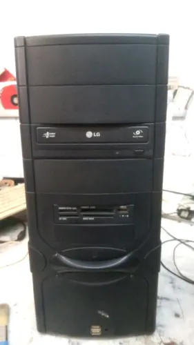 Computador Core i3 terceira geração com 3.50 Ghz , 4 gigas memória Ddr3 , placa de vídeo