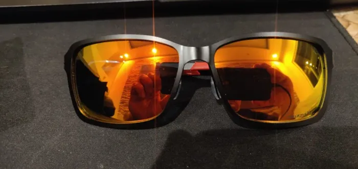Óculos de Sol Oakley Tincan Vermelho