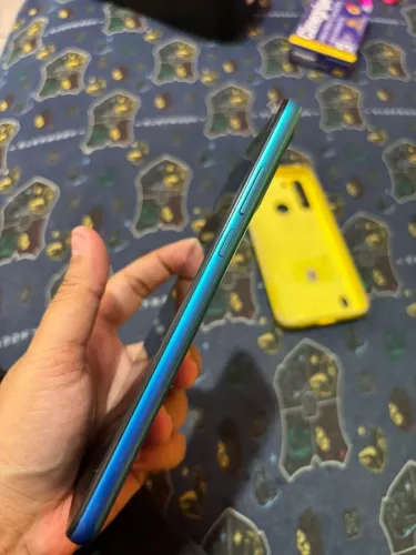 MOTO G8 POWER LITE R$450,00