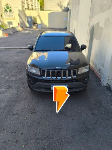Jeep Compass Sport 2.0 16V 156cv 5P 2012