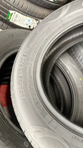 2 pneus Lanvigator Confort 195/60r15