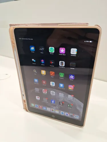 Ipad 9 64Gb + capa e caneta