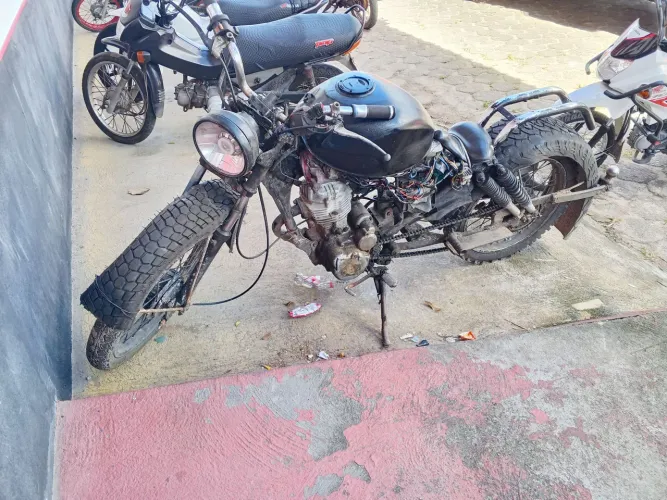 moto com motor de Bros nxr 125, 2003