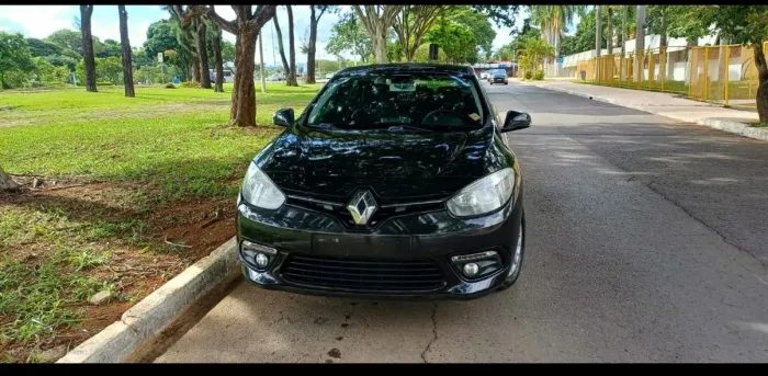 Renault Fluence Sed. Dynamique 2.0 16V Flex Aut. 2015