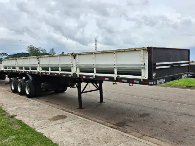 Carreta Grade Baixa Randon Ano 2013 Compensado Naval 12.40mts Pneus Roda Raiada