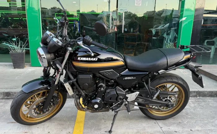 Kawasaki Z650 RS 2025 único dono c 5 mil km