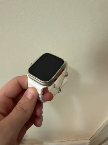 Smart watch ( incluído pulseiras e carregador )