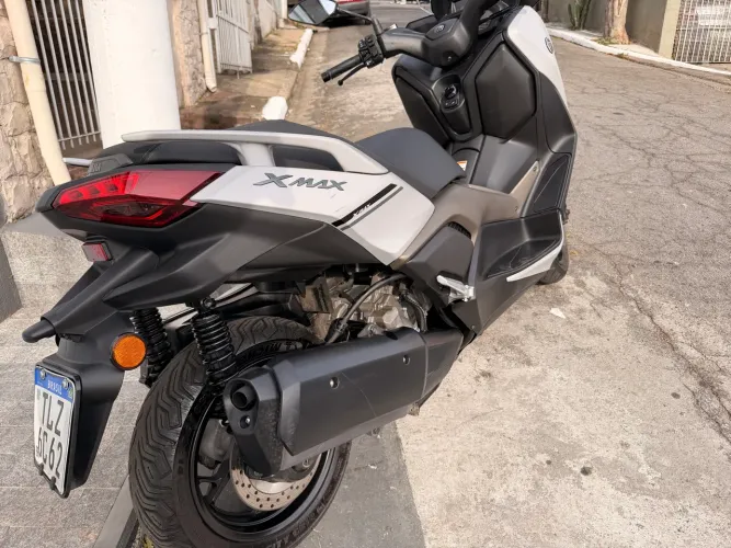 Yamaha Xmax 2025