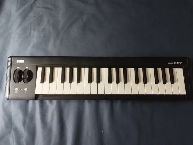 Controlador Midi Korg Microkey 37 teclas