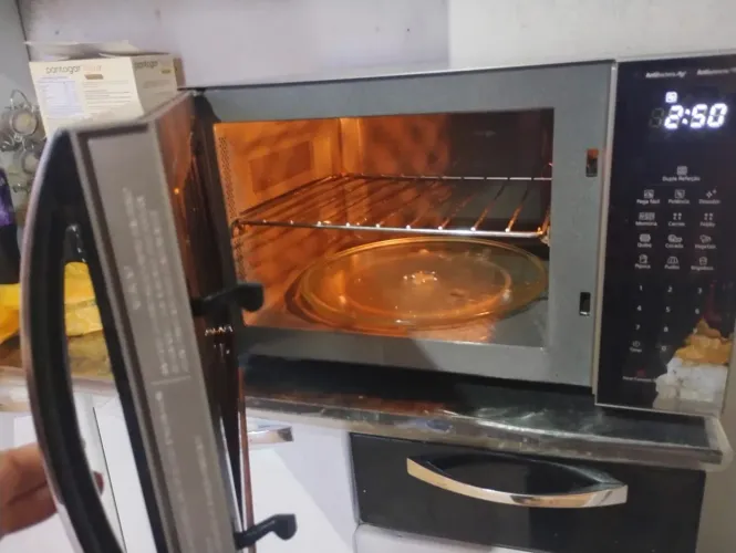 Microondas Panasonic 34 litros