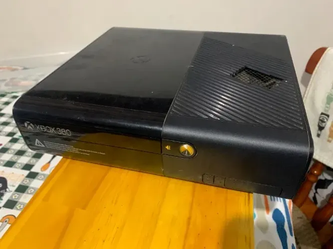 Carcaça Xbox 360 Slim de 250 GB Processador Queimado