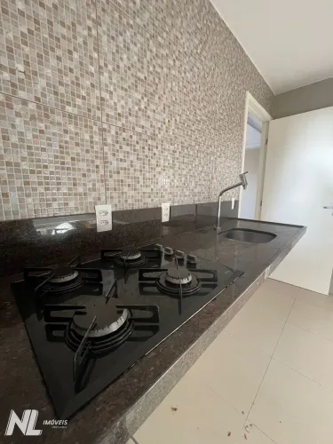 Apartamento de 2 Quartos com Suíte no 13º Andar em Nova Parnamirim