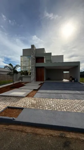 CASA ALTO PADRÃO 3 SUÍTES - MIRANTE DA SERRA <br>