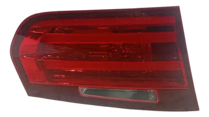 Lanterna Traseira Esq. Bmw 320i 2015/16 Vermelha Motorista