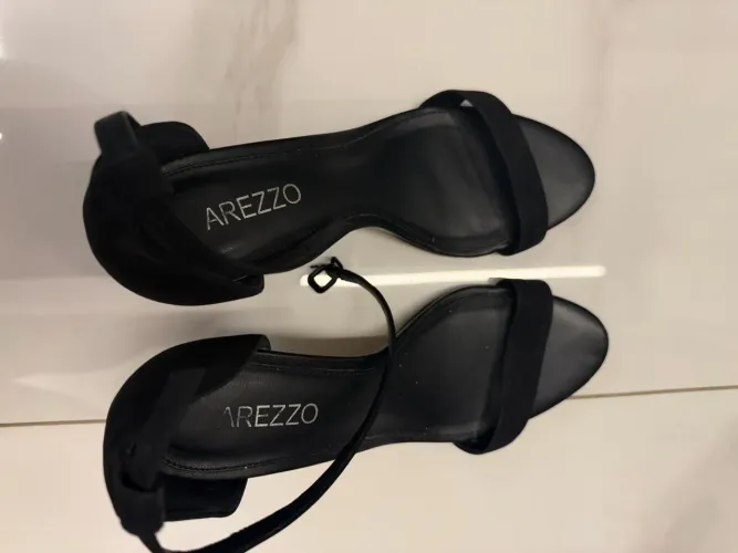 salto arezzo preto