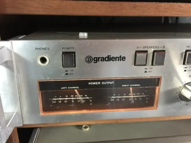 amplificador gradiente model 126 todo original impecável serigrafia botoes tomada transist
