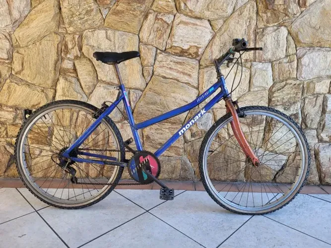 Bicicleta Monark aventure six