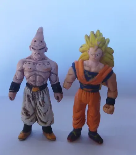 2 Miniaturas Dragon Ball