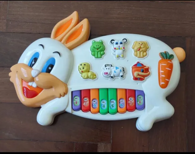 Piano para criança brincar e se divertir