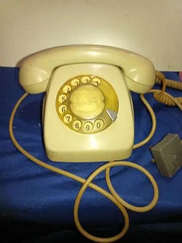 Antigo Telefone de Disco