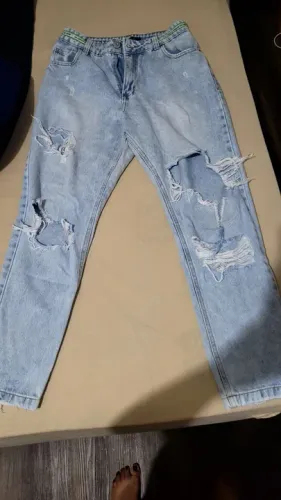 Calça mom jeans Destroyed Azul Claro