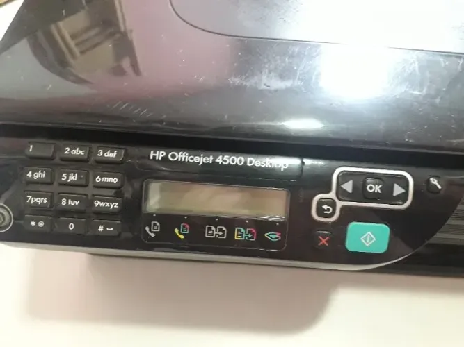 Impressora Multifuncional HP Officejet 4500 Desktop