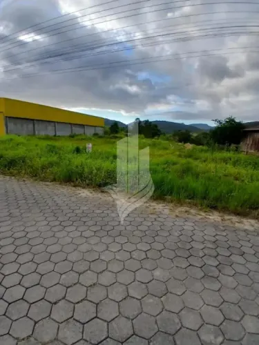 Vende-se Terreno em Gaspar