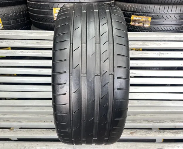Pneu 245/40/17 Kumho Ecsta PS71 R$299,00 / Pneu 245/40R17