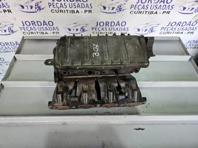 Coletor de admissão 307