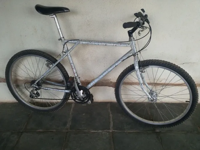 Bicicleta Caloi ATN aro 26