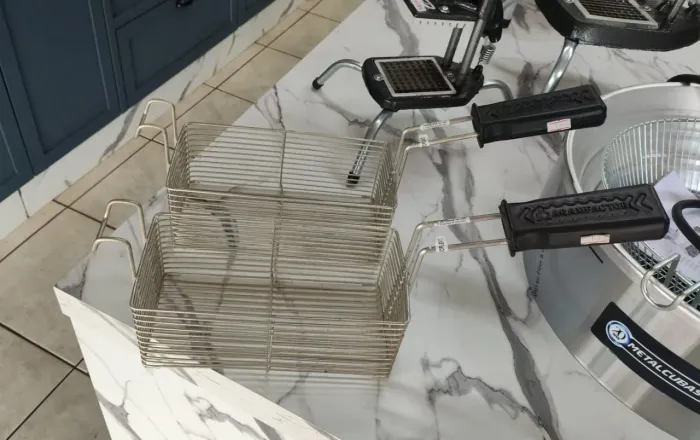 Fritadeira apenas os cesto 2 cestos e acessórios