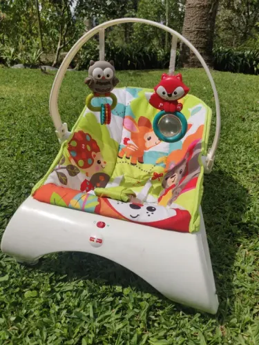 Cadeirinha balanço FisherPrice® completa