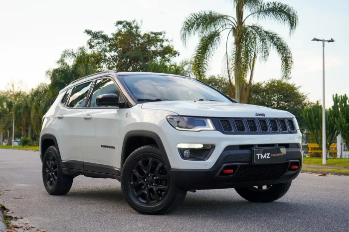  COMPASS TRAILHAWK 4x4 diesel km baixa 2.0 16V