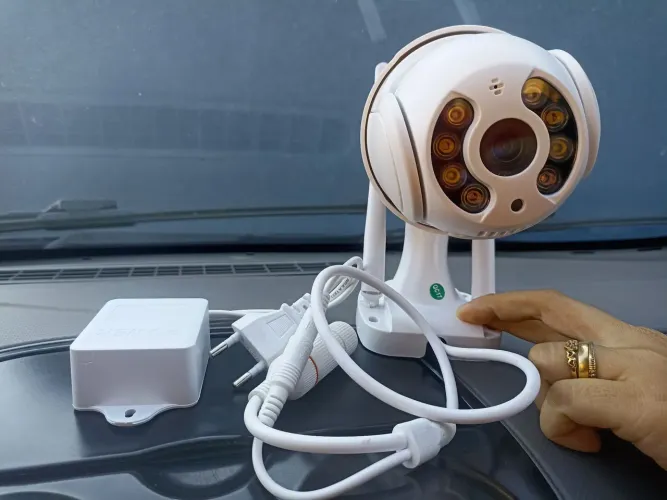 Câmera de Segurança Wi-Fi 360° HD - Novo