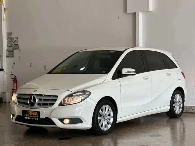 Mercedes-Benz Classe B 200 CGI 1.6 TB/flex Aut. 2013