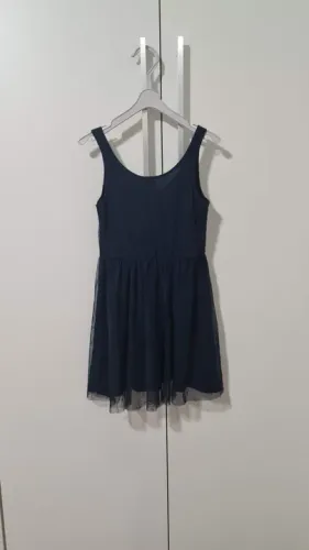 Vestido ZARA Girls importado em tule azul marinho tamanho 7/8 anos