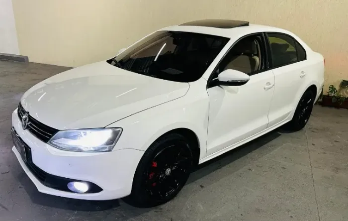 Volkswagen Jetta Comfortline 2.0 T.flex 8V 4P Tipt. 2013