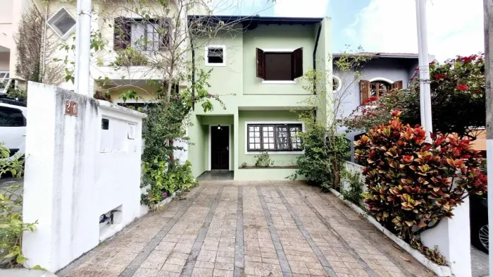 Casa no condomínio The Village Residence para venda com 3 quartos, sendo 1 suíte, 143m²