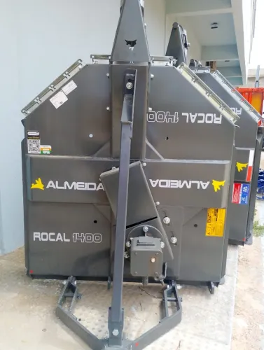 Roçadeira de Correias Almeida, modelo ROCAL 1400