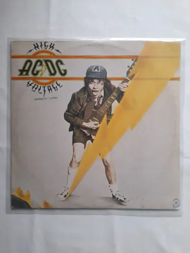 ACDC - "High Voltage" (1976) [LP/Disco de Vinil]