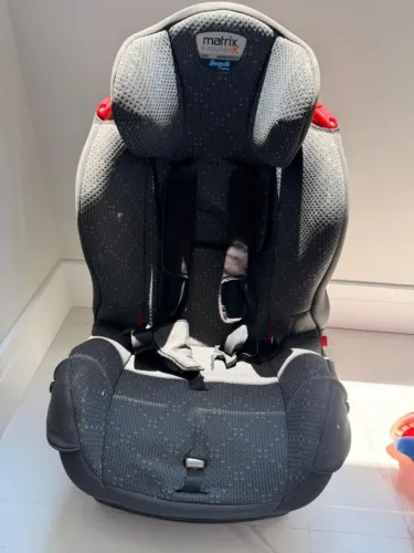 Vende-se Cadeirinha para Auto - 0 a 25kg