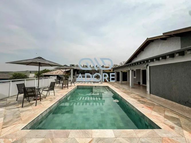 Casa à venda no Condomínio Terras de Mont Serrat - Salto/SP