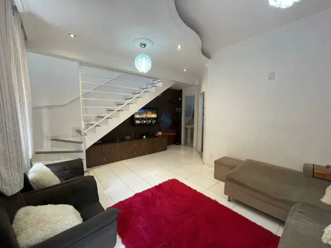 Casa de condomínio à venda, 3 quartos, 1 vaga, Alvorada - Contagem/MG