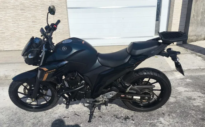 FZ 25 IMPECÁVEL, BAIXÍSSIMA KM.