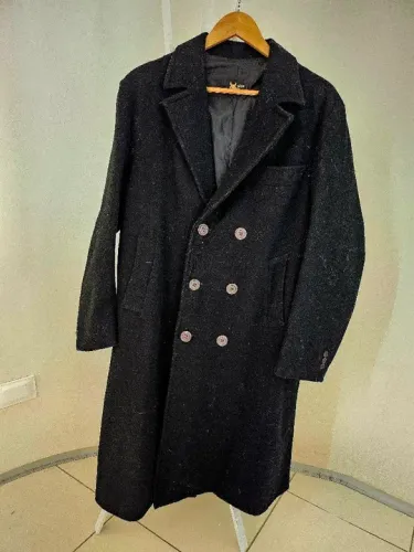 Sobretudo masculino preto de lã - marca Sadae - tam 50 