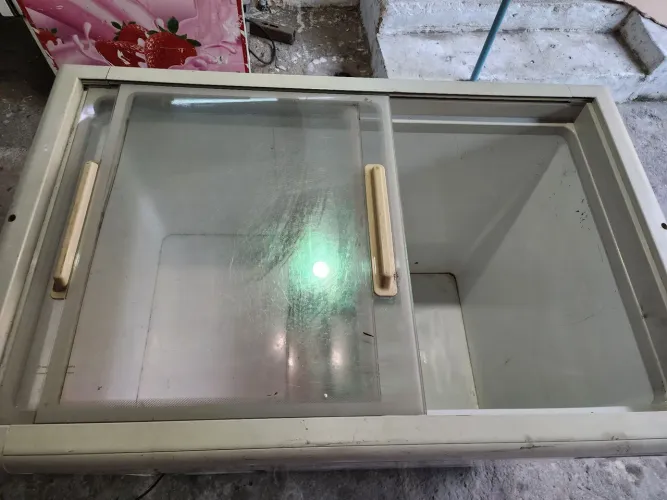 Freezer Tampa d Vidro Congelador 300l