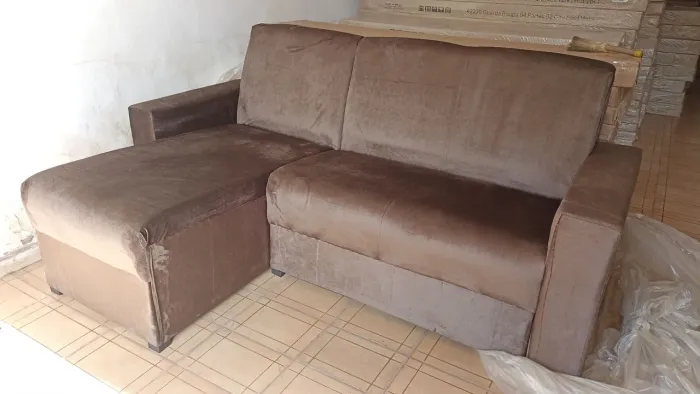 Sofá de Chaise Novo em Suede Marrom-Entrego!!!
