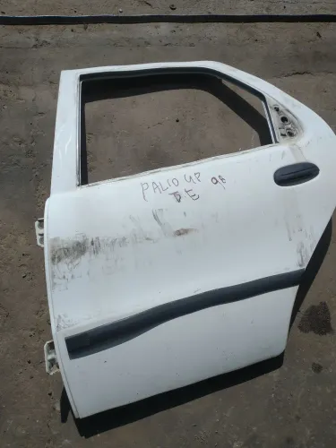Porta traseira esquerda Fiat Palio 98/00 4p