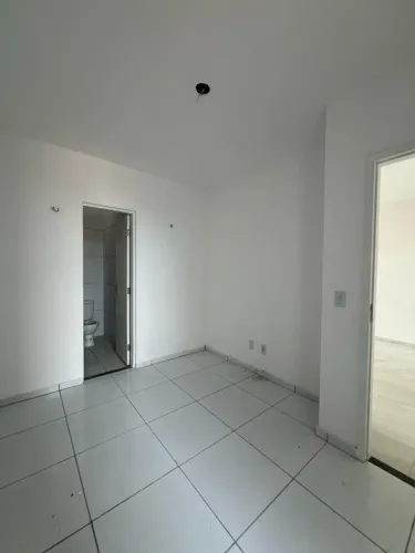Casa com três quartos sendo dois suites no Eusébio - 75m²