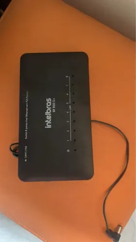 Switch Intelbras 8 P Fast POE REVERSO